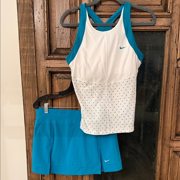 Nike Other - Nike White and Blue Athletic Set